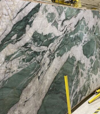 kraemer-design-group-kdg-detroit-interior-construction-dearborn-inn-countertop-green-white-marble